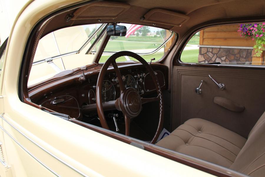  Chrysler C2 Imperial Airflow Coupe 1935 года  (фото 2 из 16)